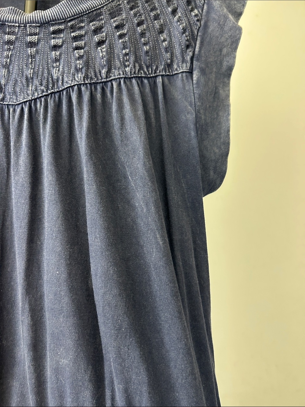 William Rast Navy Ruffle-Hem Tunic Top - Picture 2 of 7